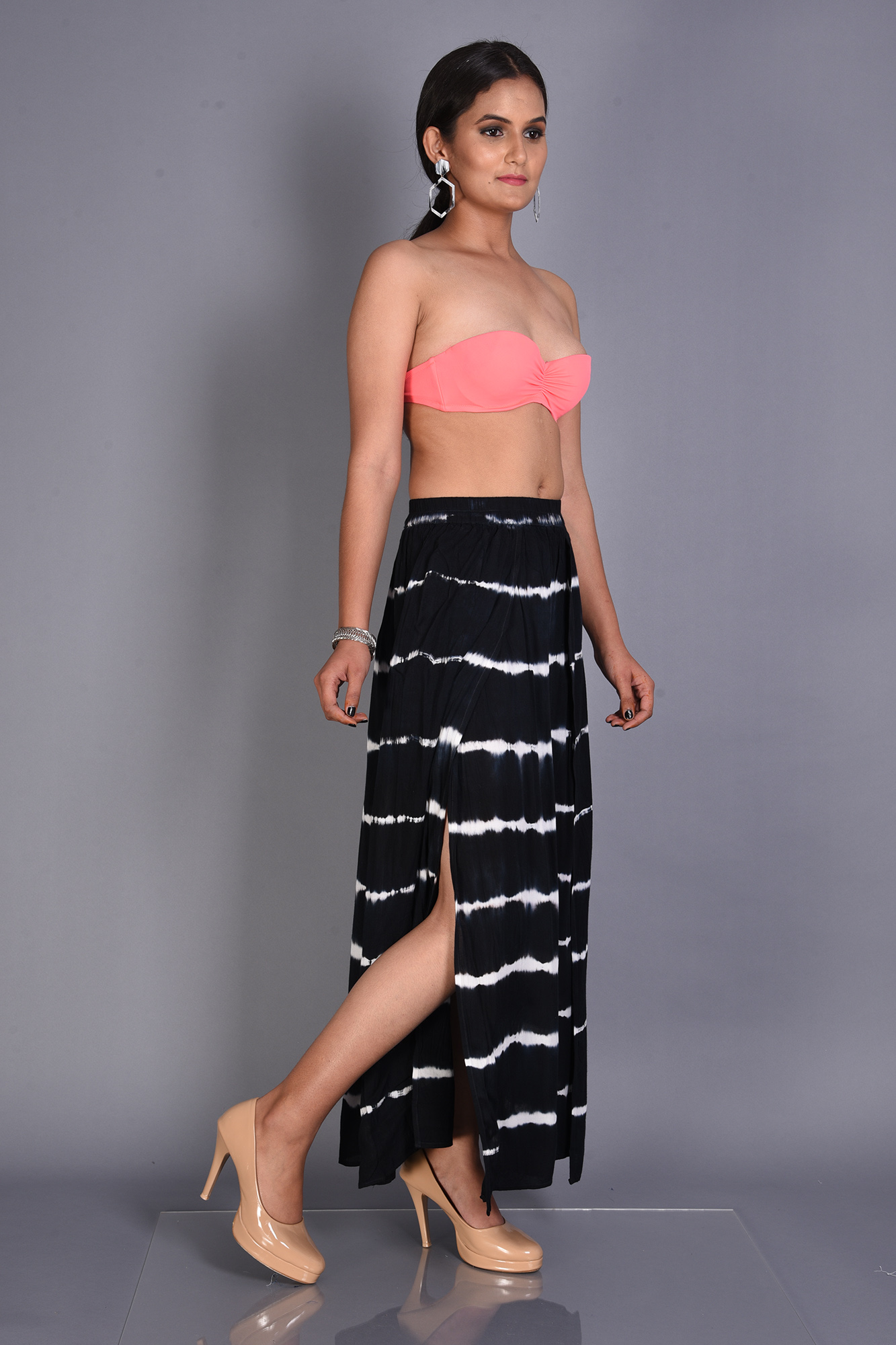 Women's Tie-Dye Maxi Skirt with High Slits – Bohemian Summer Style - Image 4